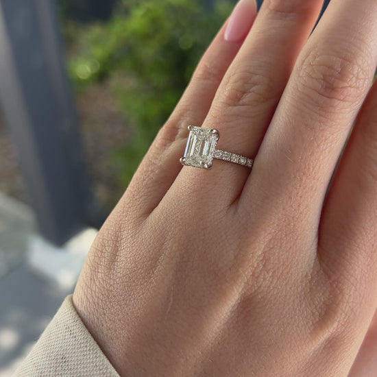 Emerald Cut Engagement ring